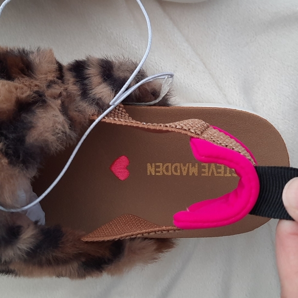 10. Steve Madden leopard print faux fur slingback shoes - Picture 10 of 14